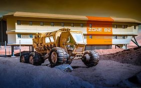 Hotel Station Cosmos